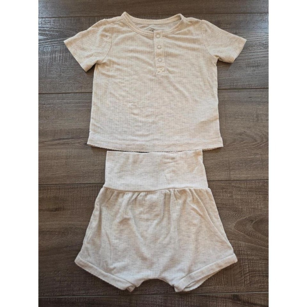 Carter's purely soft‎ outfit 9 mos
